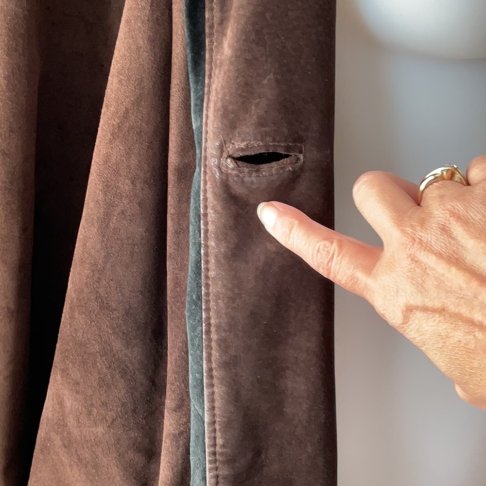 Danier Leather Vintage Suede Coat - Picture 14 of 15